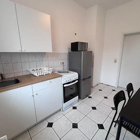 Apartament Functional, Spacious And Quiet Zeitz